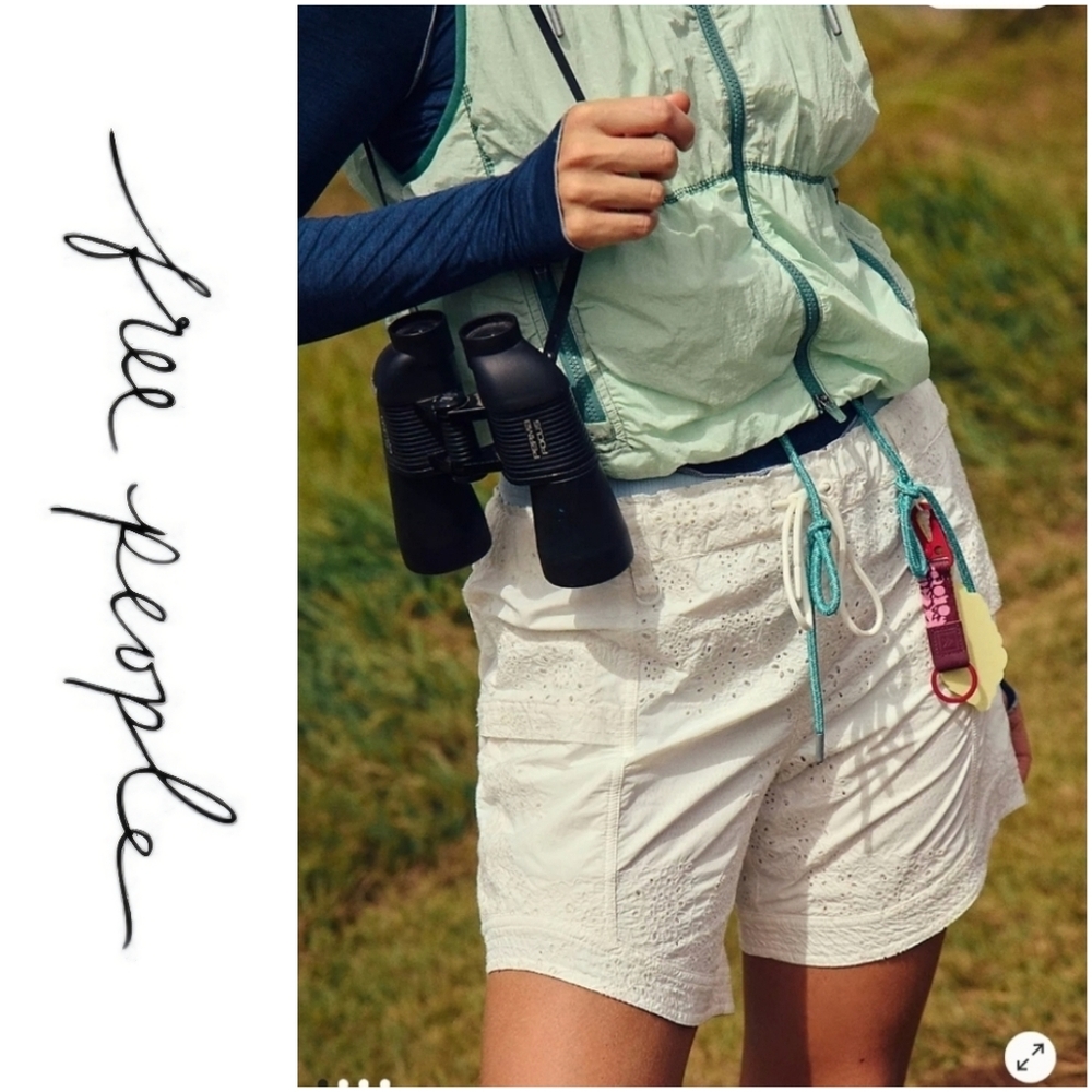 NWT Free People Gonna Love Me Eyelet Shorts Sz S